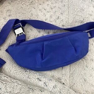 Athleta Fanny pack